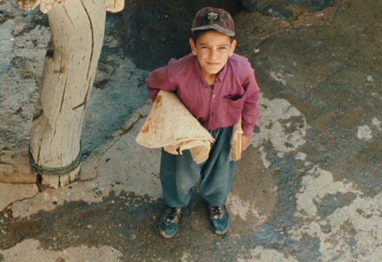 Iranian New Wave - The Wind Will Carry Us (1999) by Abbas Kiarostami