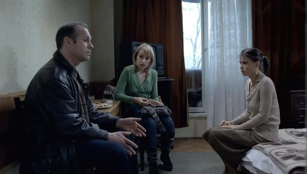 4 Months, 3 Weeks and 2 Days (2007) by Cristian Mungiu