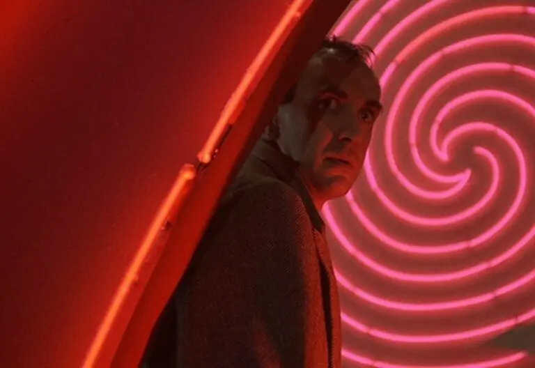 Absurdist Film - Brazil (1985) by Terry Gilliam - Main