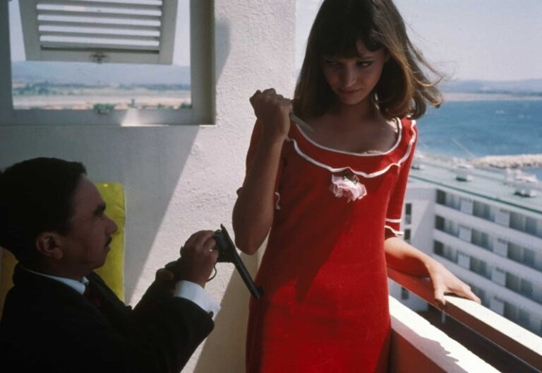 French New Wave - Pierrot le Fou (1965) by Jean-Luc Godard