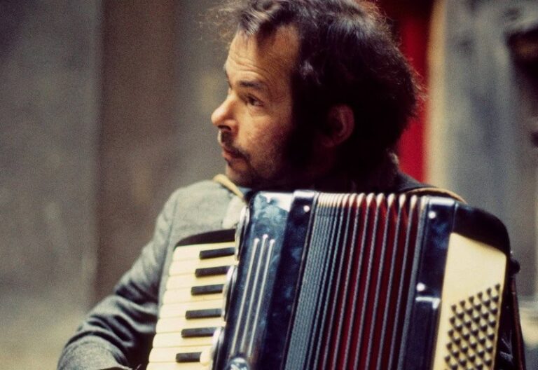 Stroszek Review (1977) by Werner Herzog - Main