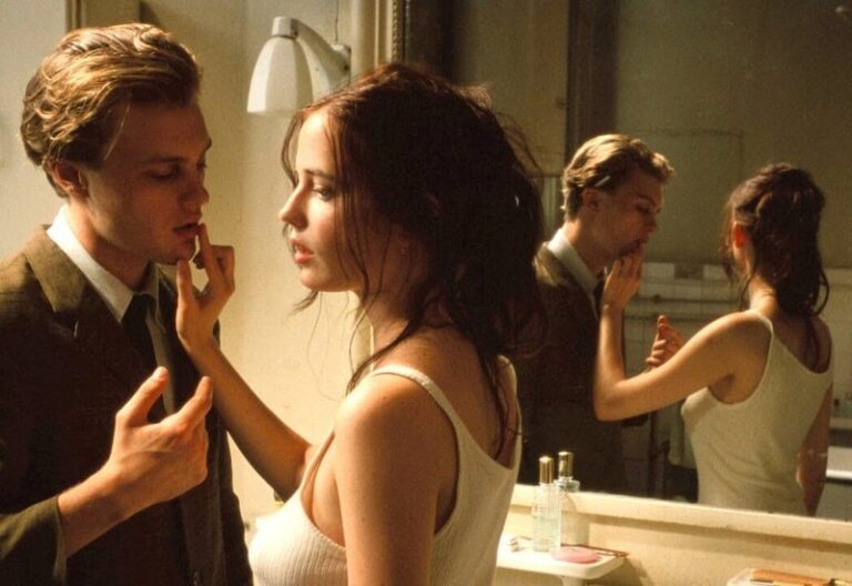 The Dreamers Review (2003) by Bernardo Bertolucci - Main