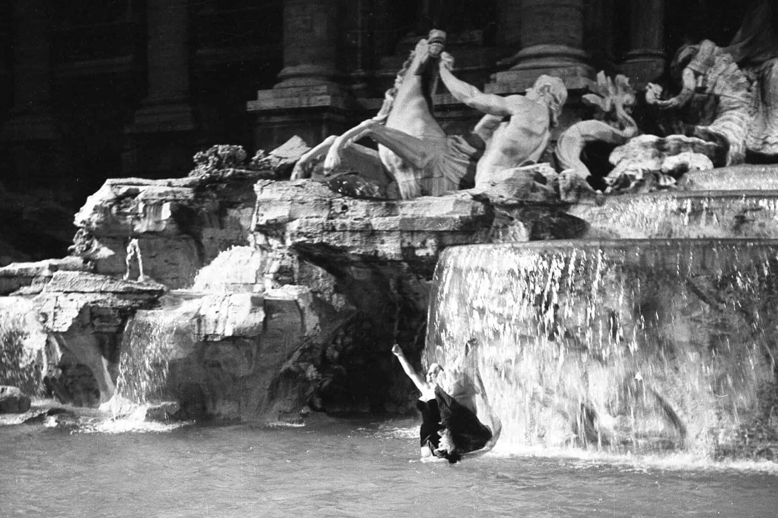La Dolce Vita (1960) by Federico Fellini